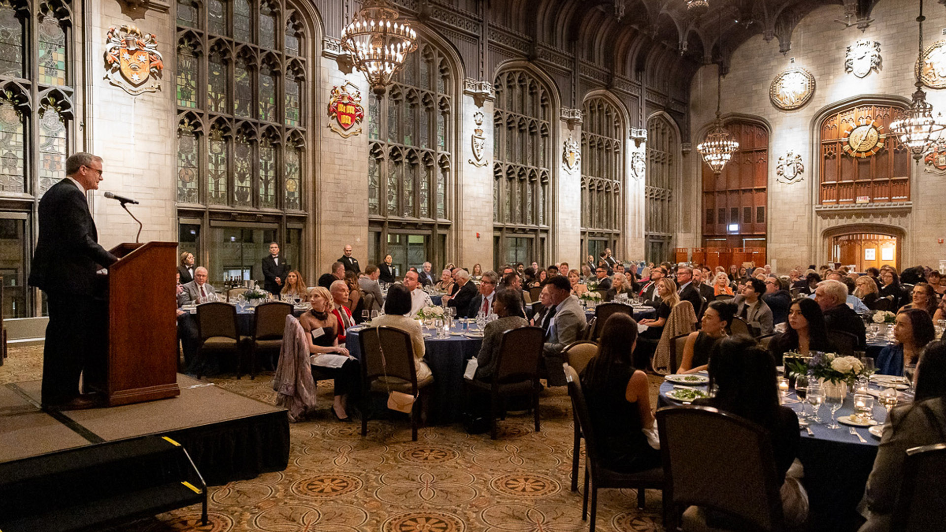 Executive Director of the Coleman Entrepreneurship Center (CEC) Bruce Leech addresses the crowd at a celebration of the CEC’s 20th anniversary, held at the University Club of Chicago on Tuesday, October 17.